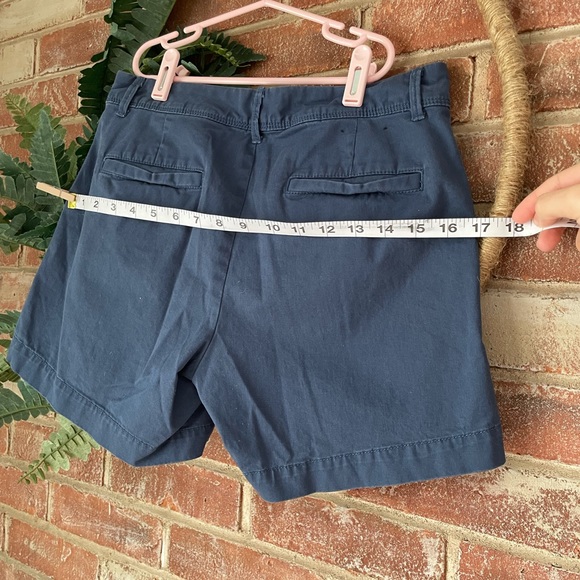 Banana Republic Shorts - Picture 6 of 8